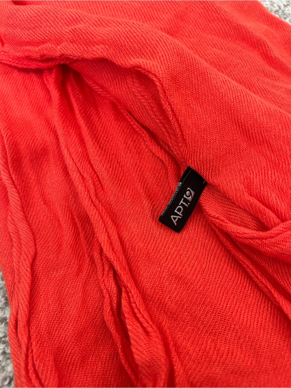 Scarves - Picture 4 of 4